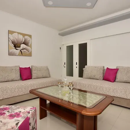 Apartment Ivana *