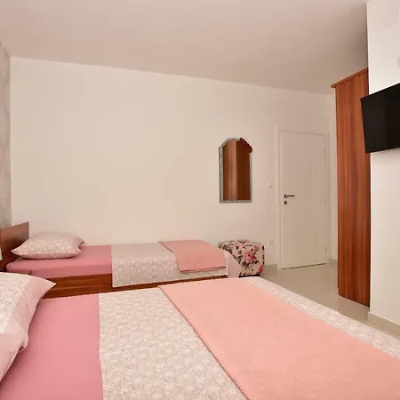 Apartment Ivana Makarska
