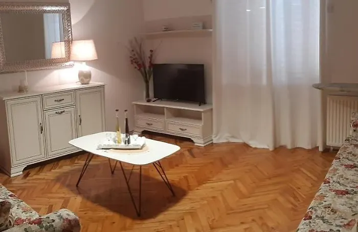 Ivana Апартаменти *