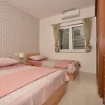 Ivana Apartman Makarska