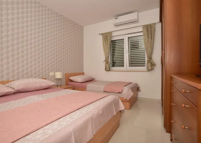 Ivana Apartament Makarska