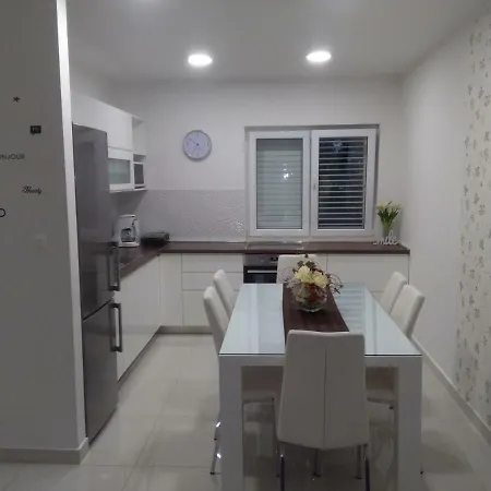 דירה Ivana מאקרסקה